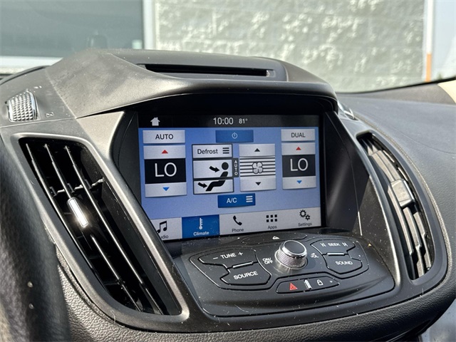 Vehicle image 20 of 27