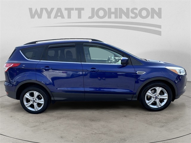 Vehicle image 4 of 27