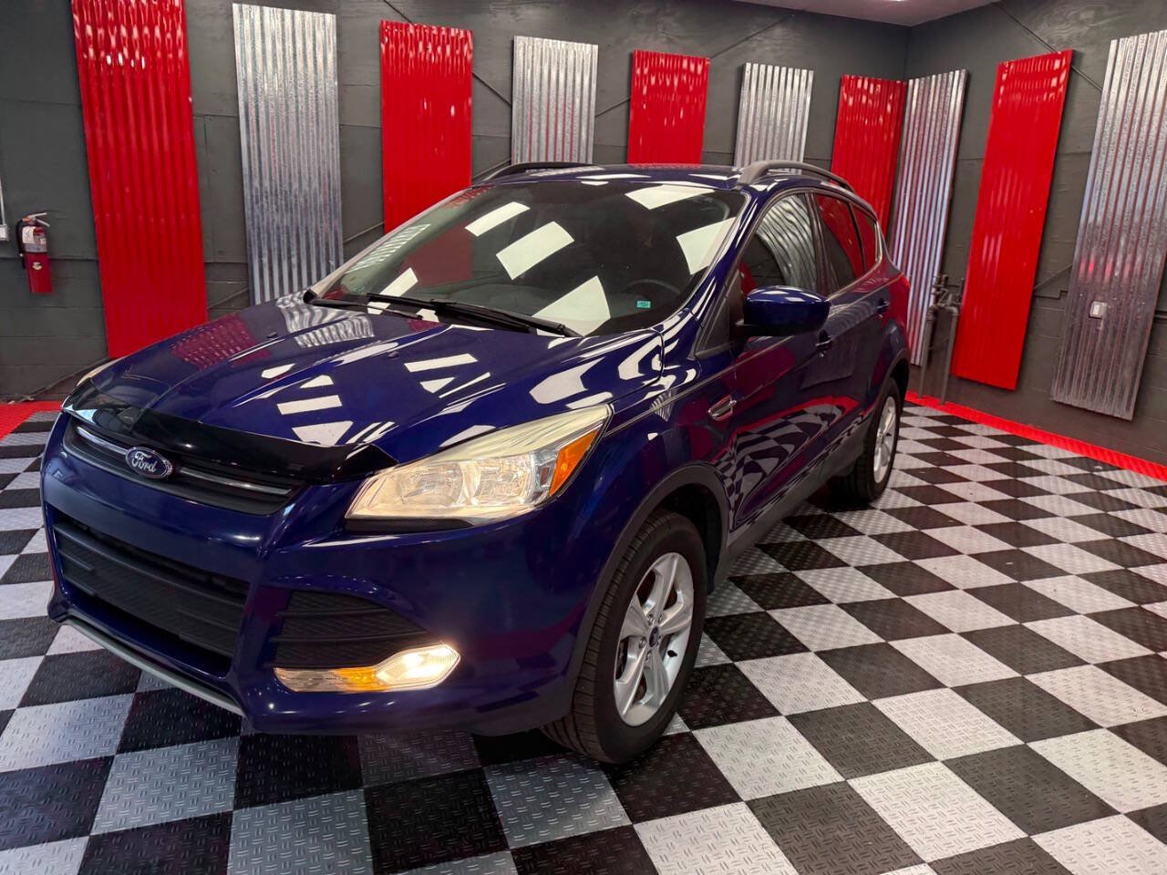 2016 Ford Escape SE Image 1 of 34