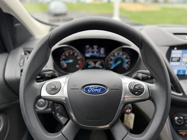 Vehicle image 10 of 28