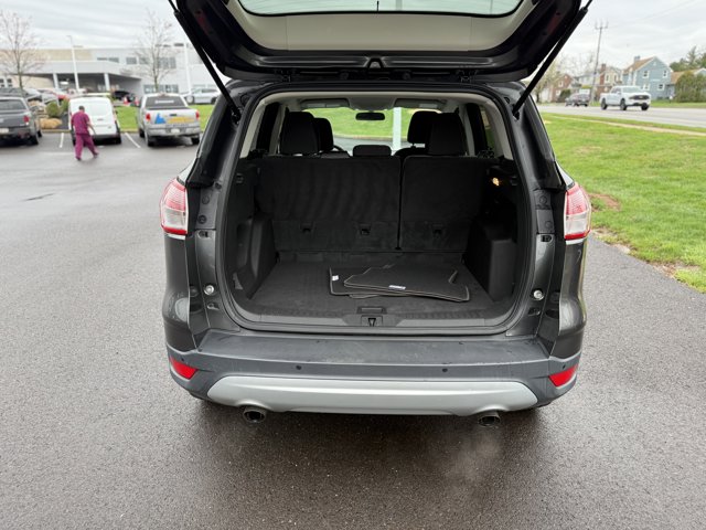 Vehicle image 24 of 28