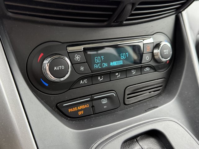 Vehicle image 13 of 28