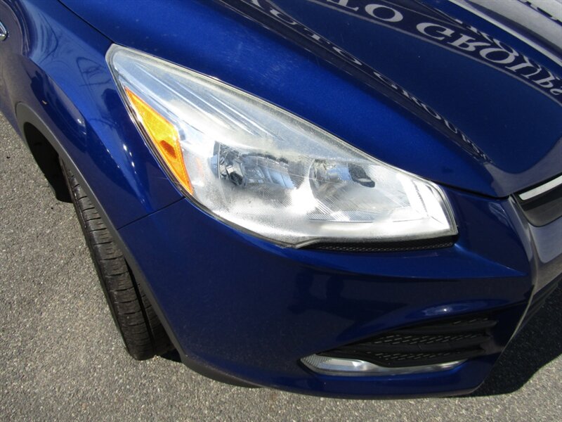 Vehicle image 10 of 77