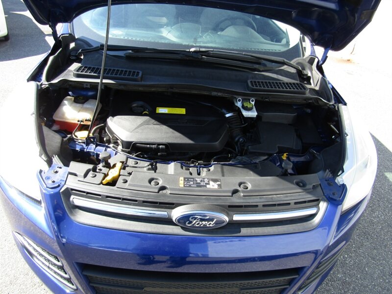 Vehicle image 75 of 77