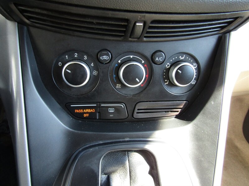 Vehicle image 68 of 77