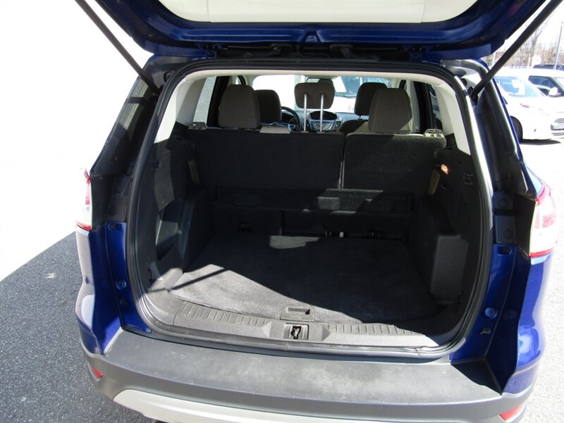 Vehicle image 44 of 77