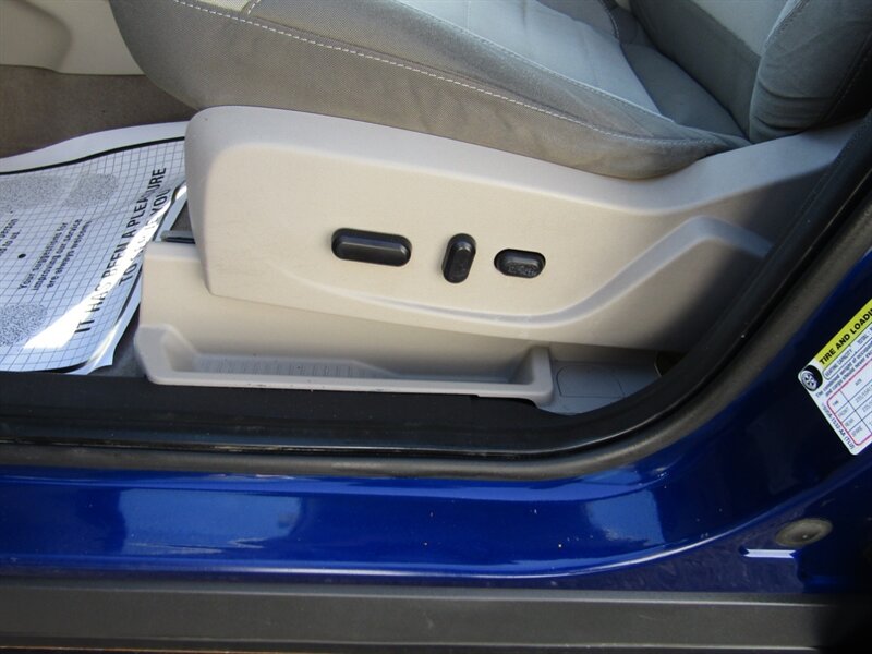 Vehicle image 55 of 77