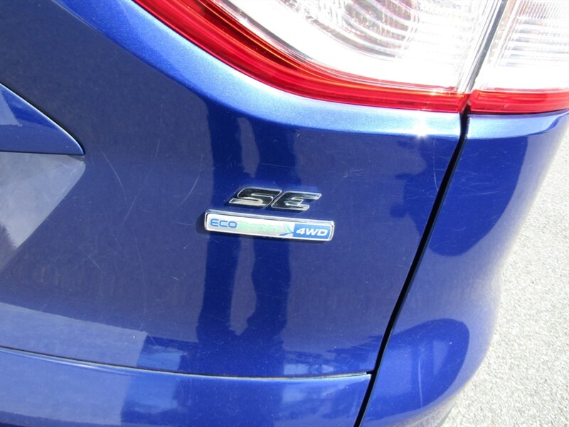 Vehicle image 22 of 77