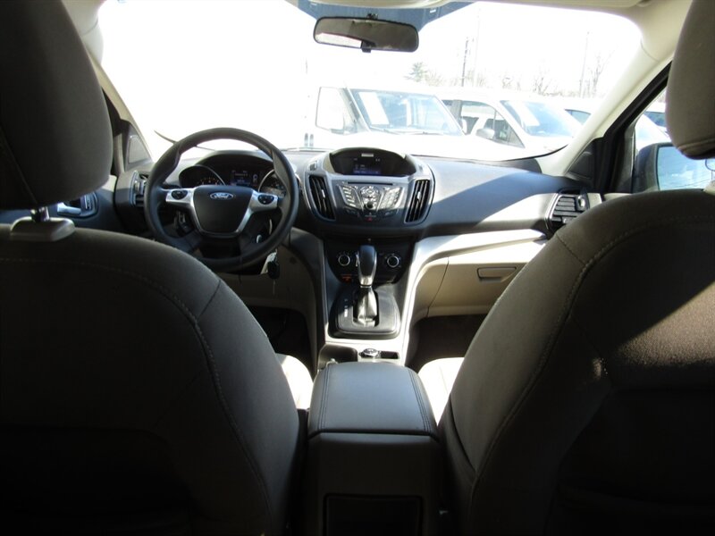 Vehicle image 73 of 77