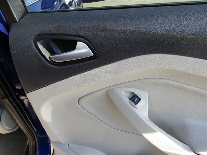 Vehicle image 50 of 77
