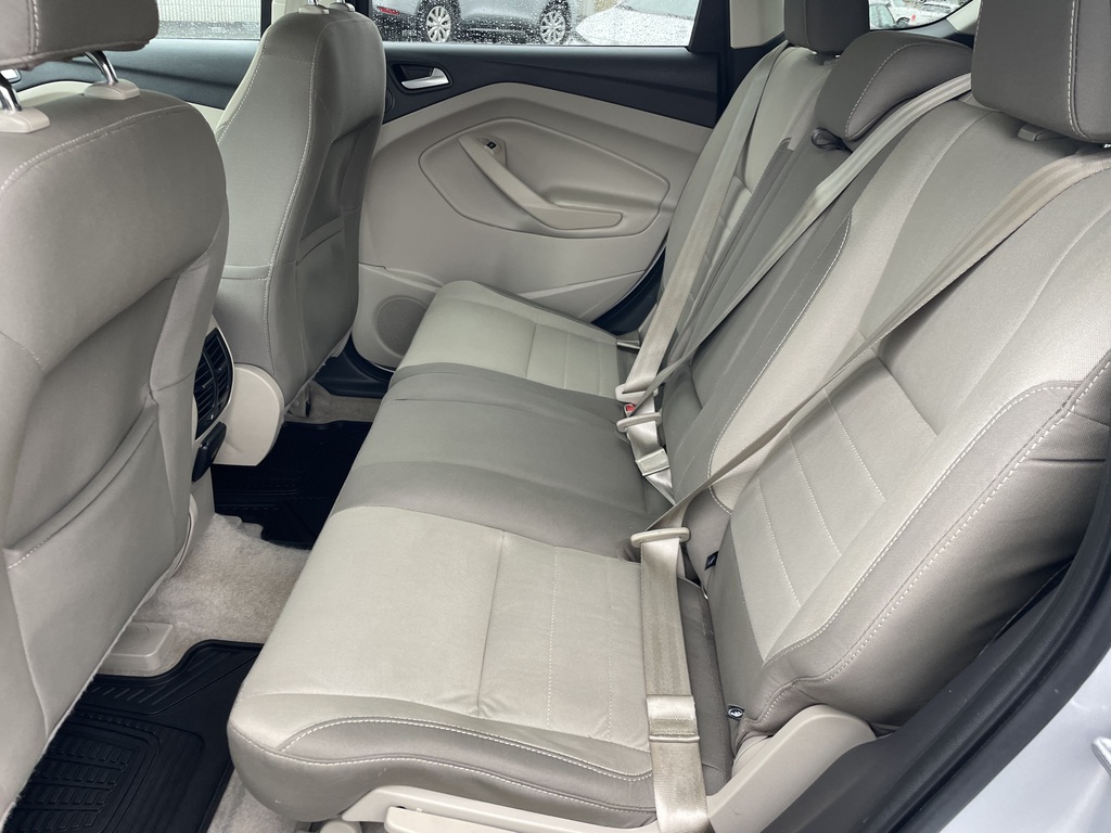 Vehicle image 6 of 9