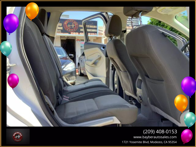 Vehicle image 31 of 47