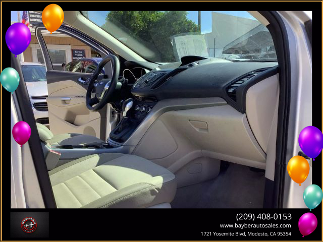 Vehicle image 29 of 47