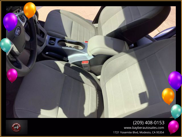 Vehicle image 34 of 47
