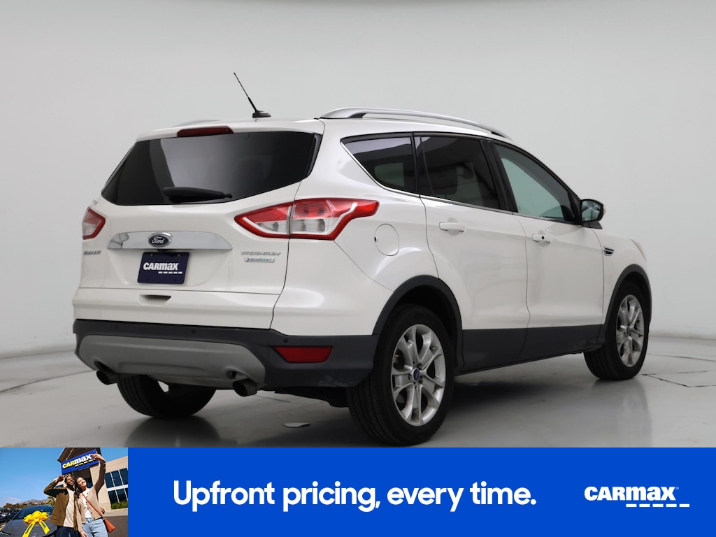 2016 Ford Escape Titanium Image 5 of 26