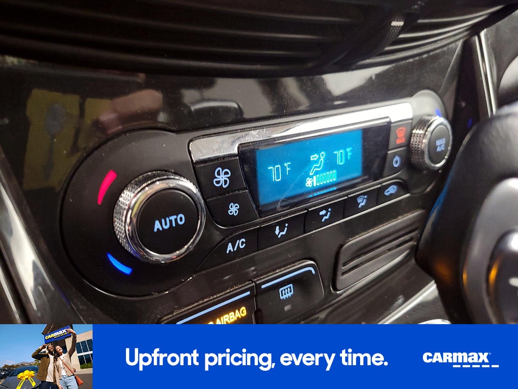 2016 Ford Escape Titanium Image 24 of 26