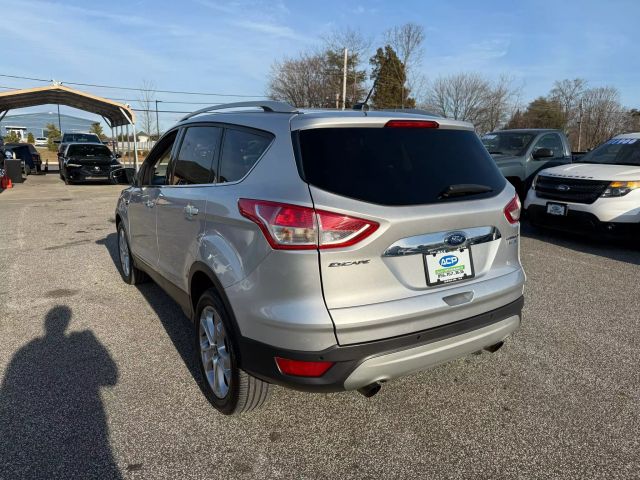 Vehicle image 8 of 21