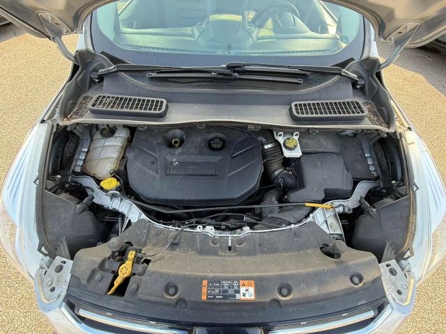 Vehicle image 14 of 21