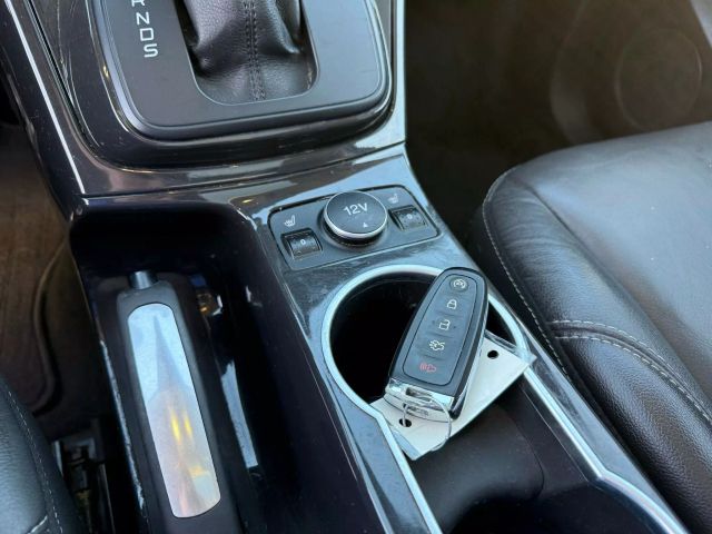 Vehicle image 20 of 21