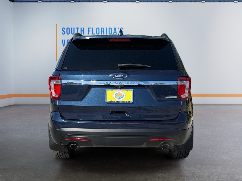 Vehicle image 5 of 18