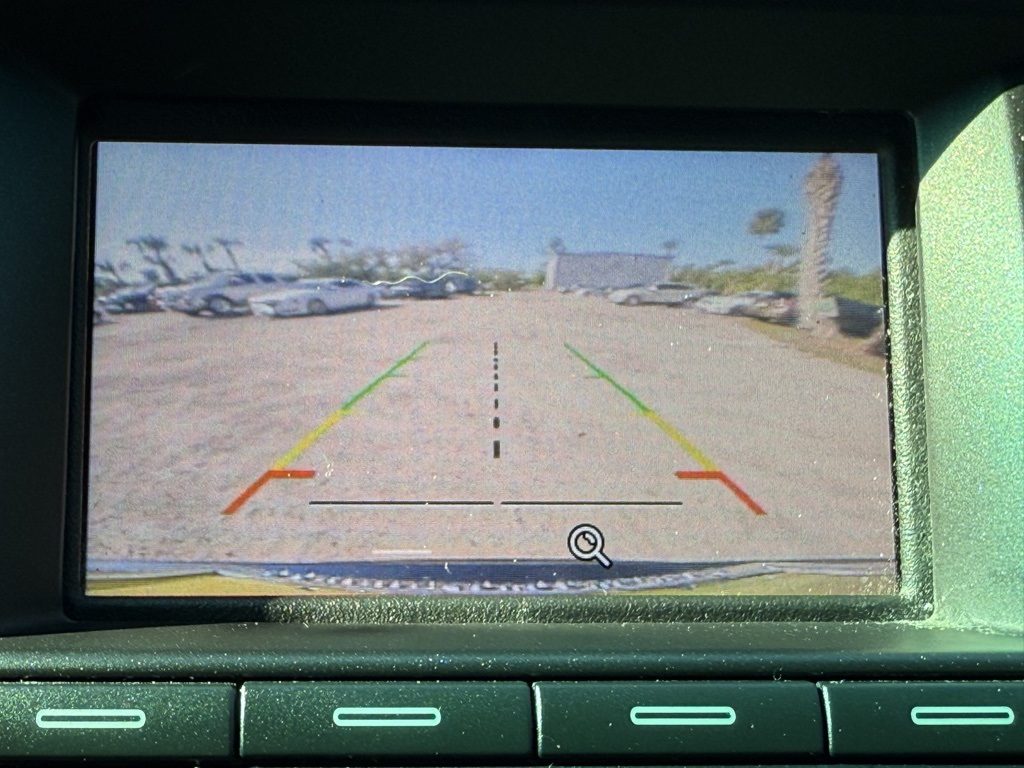 Vehicle image 11 of 18