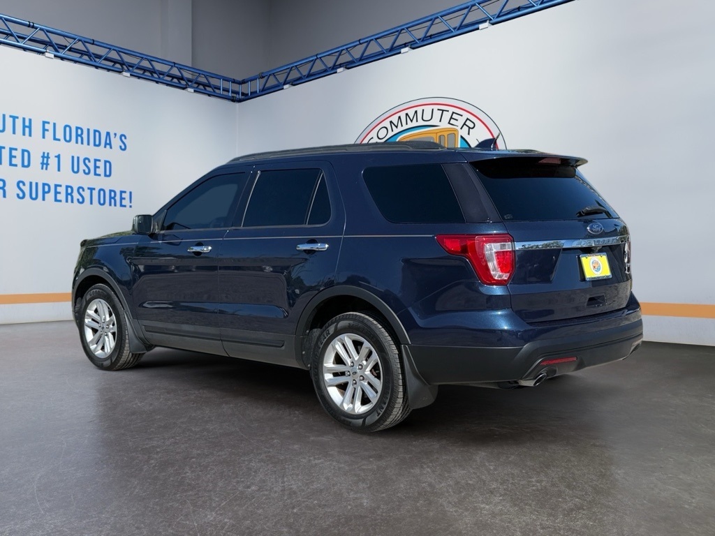 Vehicle image 6 of 18