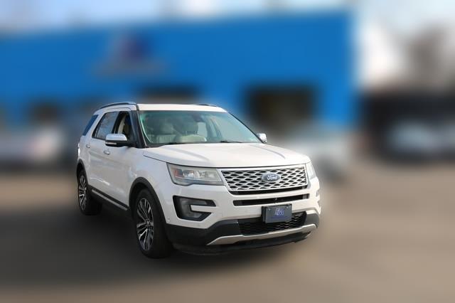2016 Ford Explorer Platinum Image 2 of 23