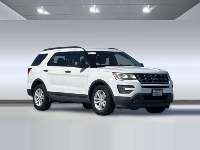 2016 Ford Explorer Base Image 3 of 34
