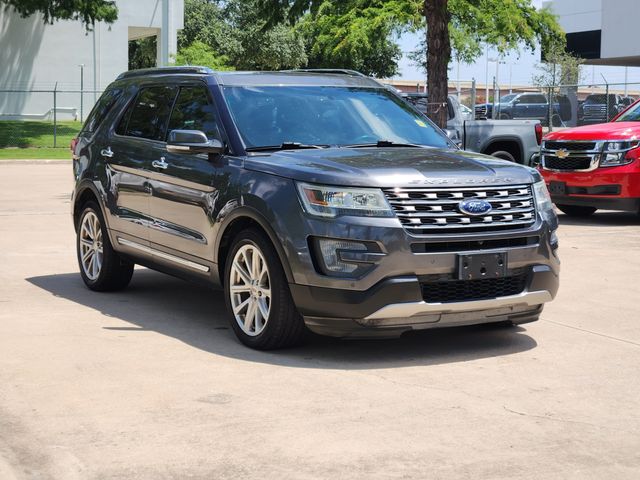 2016 Ford Explorer Limited Image 3 of 34