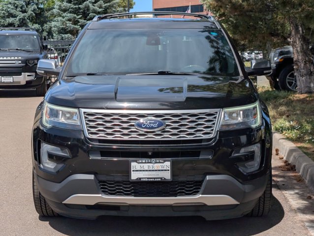 2016 Ford Explorer Platinum Image 2 of 21