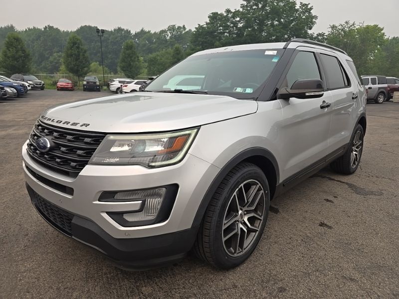 2016 Ford Explorer Sport Image 1 of 36