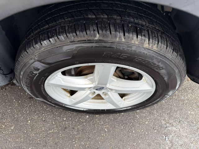 Vehicle image 43 of 51