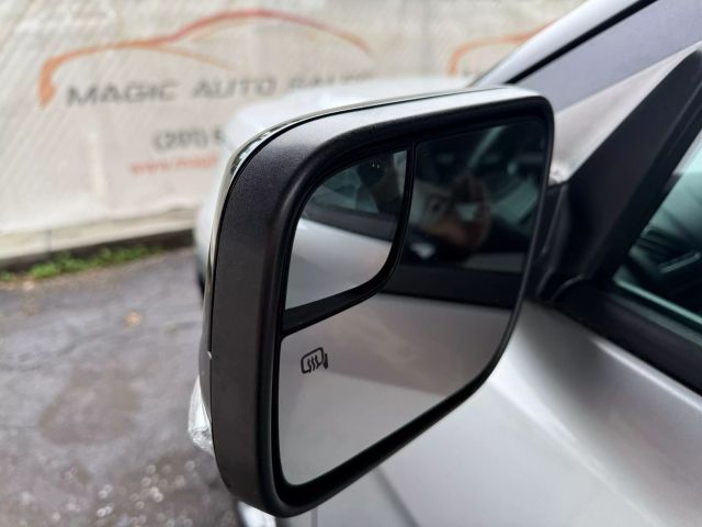 Vehicle image 38 of 51