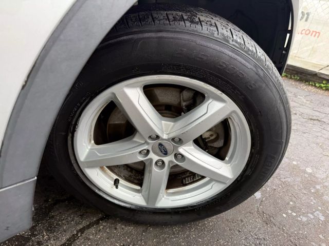 Vehicle image 50 of 51