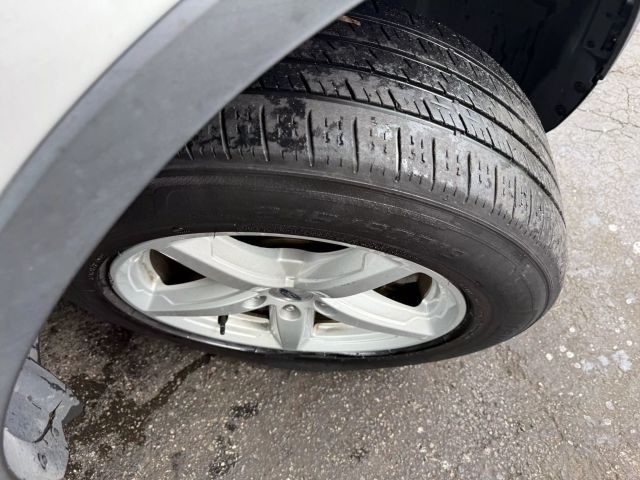 Vehicle image 49 of 51