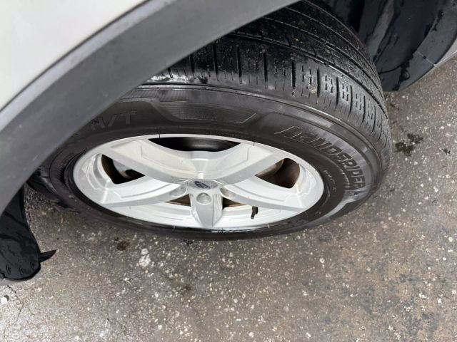 Vehicle image 40 of 51