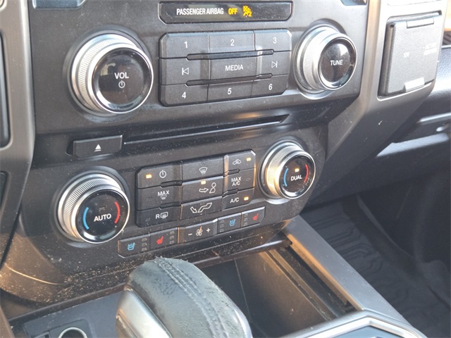 Vehicle image 20 of 24