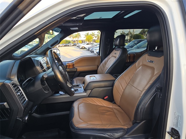 Vehicle image 9 of 24