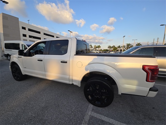 Vehicle image 5 of 24