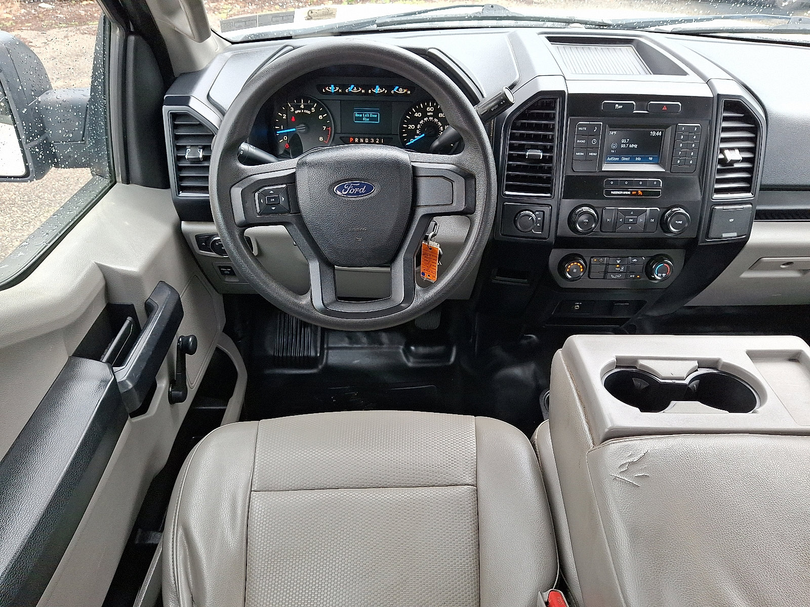 Vehicle image 13 of 31