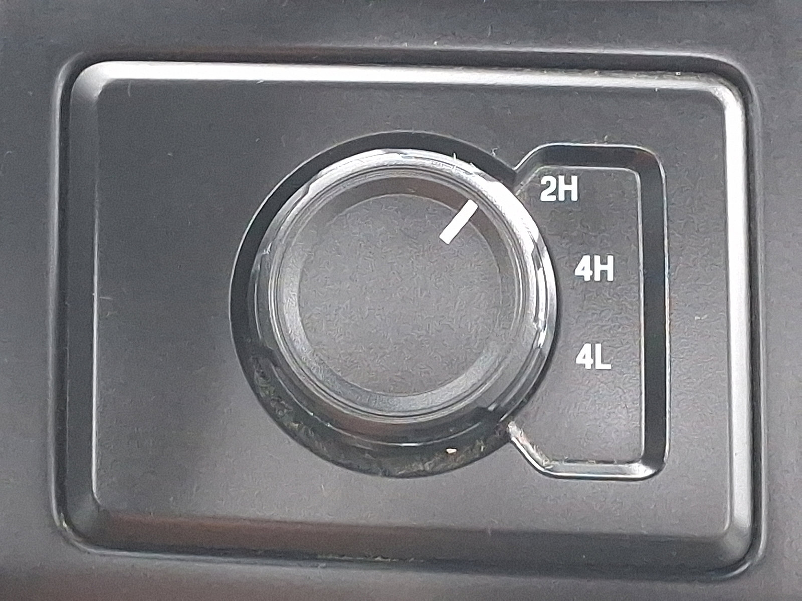 Vehicle image 17 of 31
