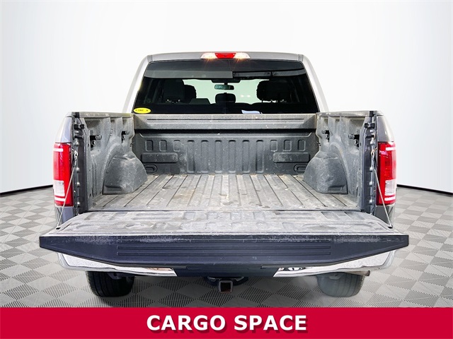 2016 Ford F-150 XLT Image 9 of 30