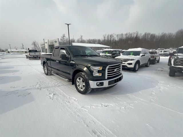 2016 Ford F-150 XLT Image 10 of 33