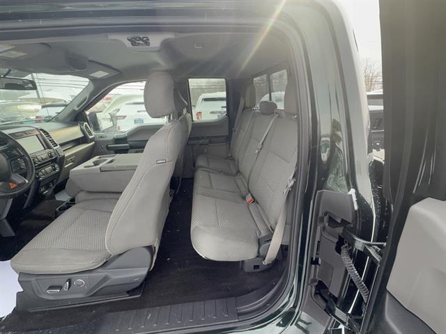 2016 Ford F-150 XLT Image 24 of 33