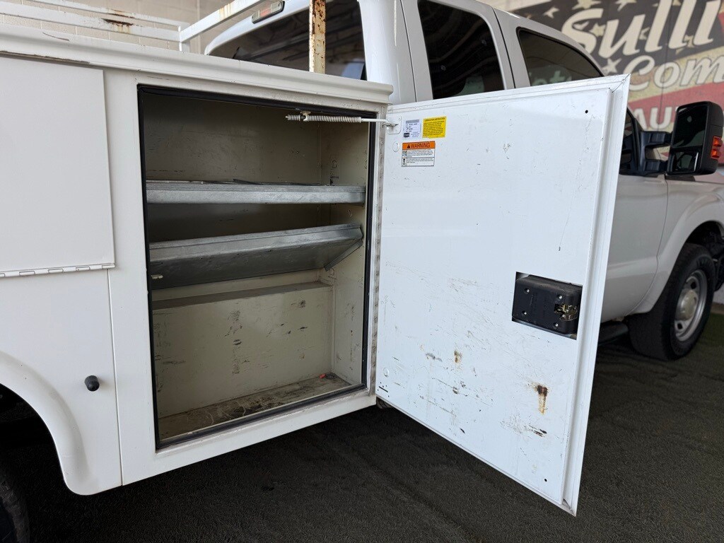 Vehicle image 24 of 48