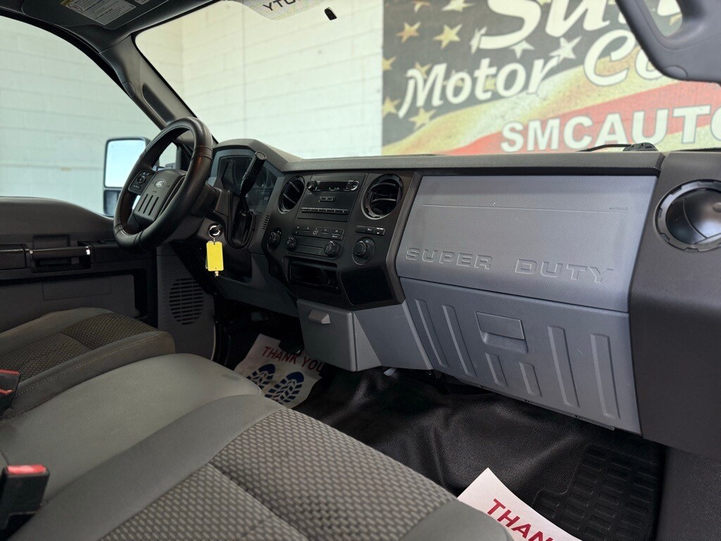 Vehicle image 45 of 48