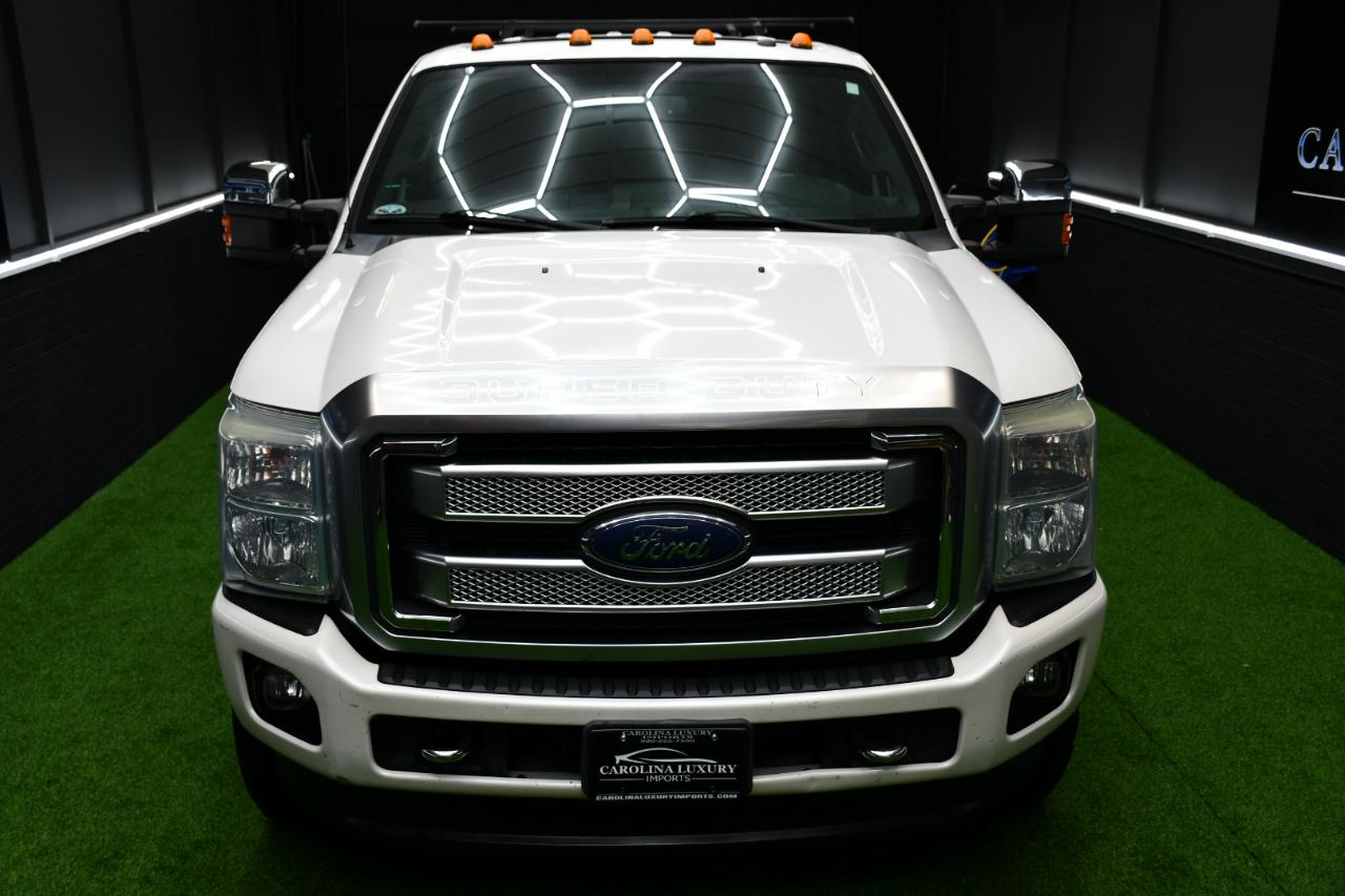 2016 Ford F-250 Platinum Image 2 of 49