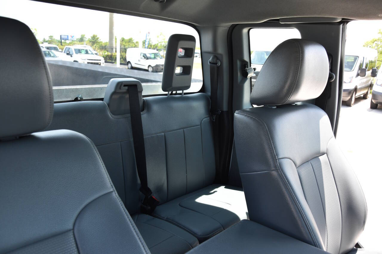 Vehicle image 15 of 15