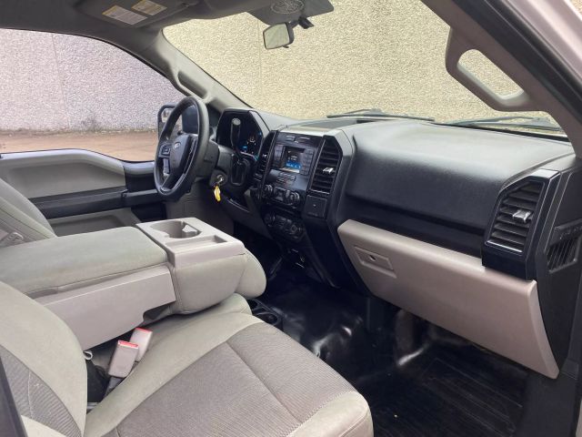 Vehicle image 12 of 16