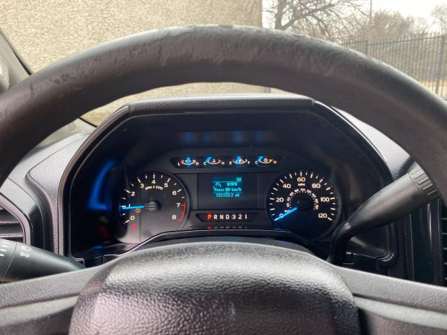 Vehicle image 15 of 16